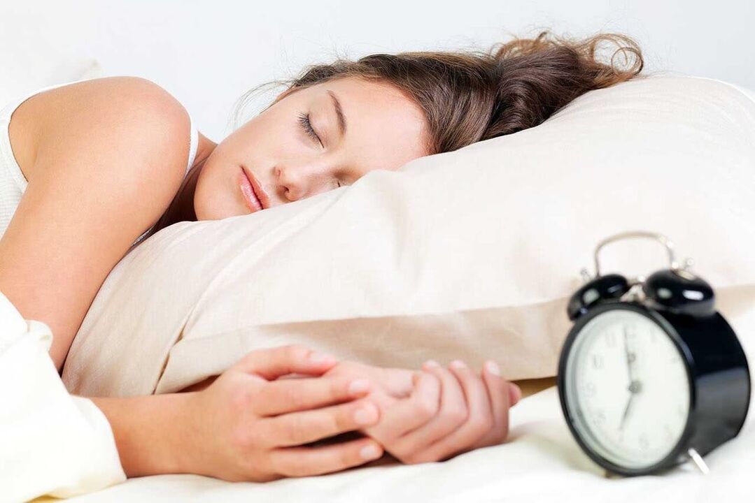 здаровы сон і ранішняя зарадка для пахудання